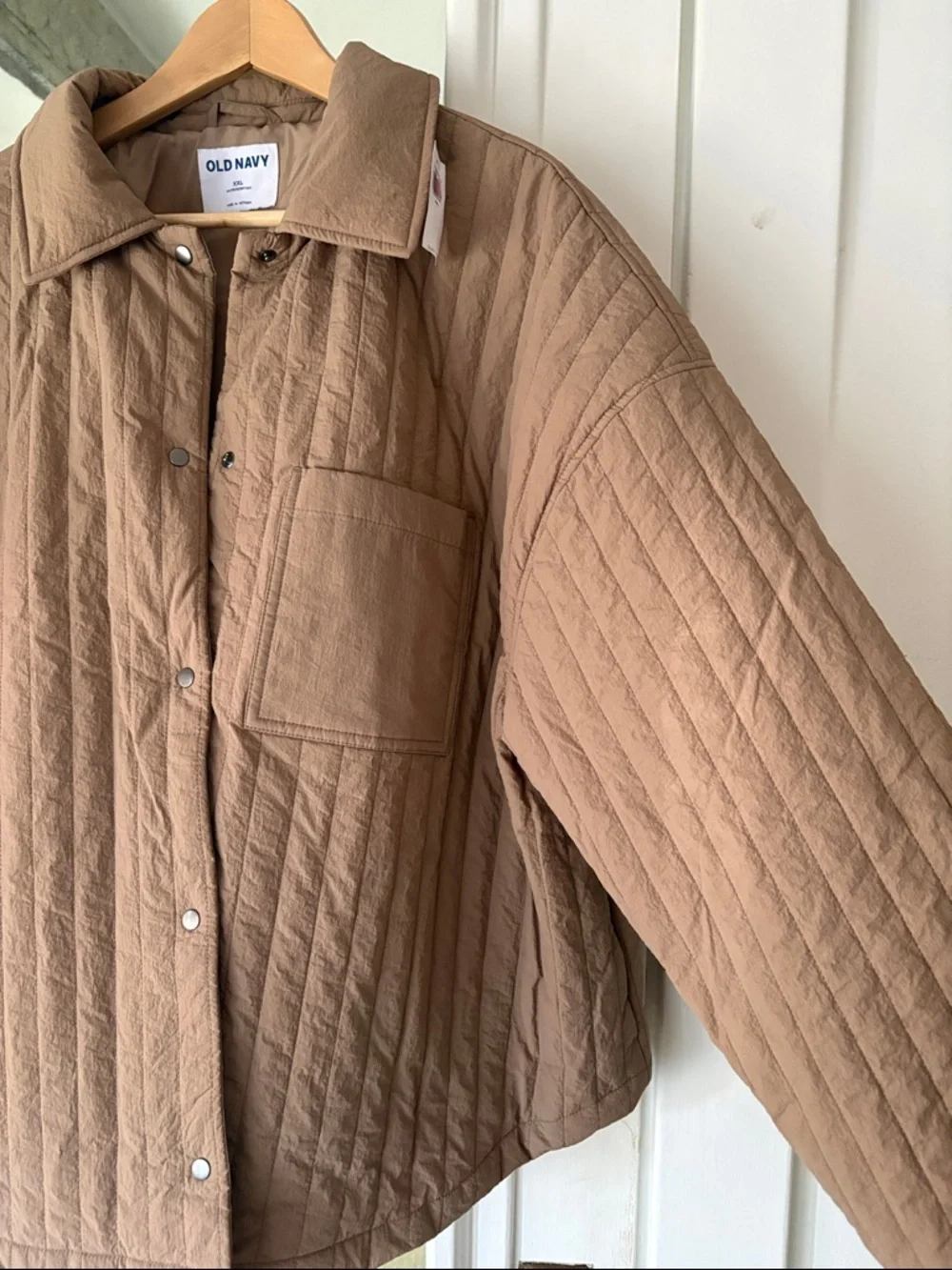 NWT Old Navy Quilted Oversized Lightweight Brown Jacket Water Resistant - Picture 2 of 8